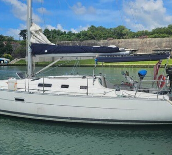 Oceanis Clipper 323 No regrets